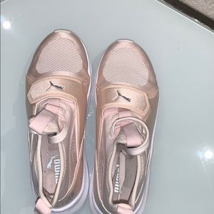 Lace up sock Sneaker